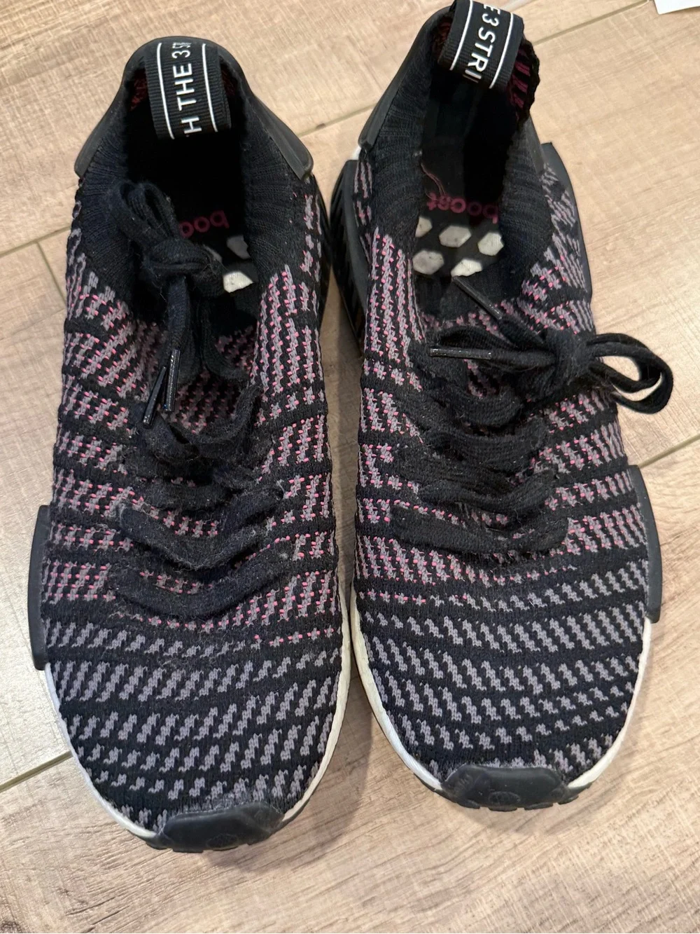 Adidas Men's NMD R1 STLT Black Grey Solar Pink Primeknit Lace-Up Running Sneaker